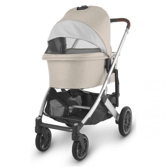 Uppababy best sale bassinet size